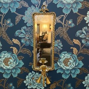 Elegant Vintage Hollywood Regency Gold Tone Metal Wall Candle Holder Sconce